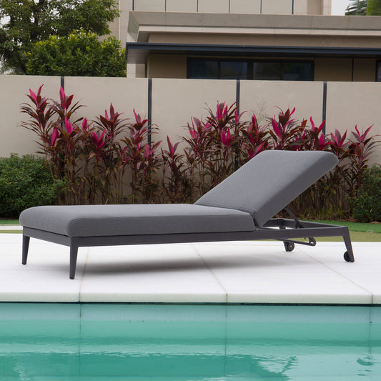 Outdoor Sunbed